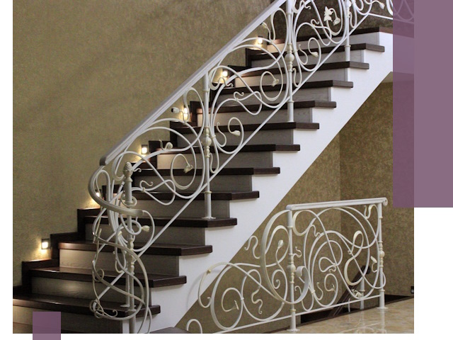 Кованые лестницы под ключ в Качканаре — изготовление и монтаж