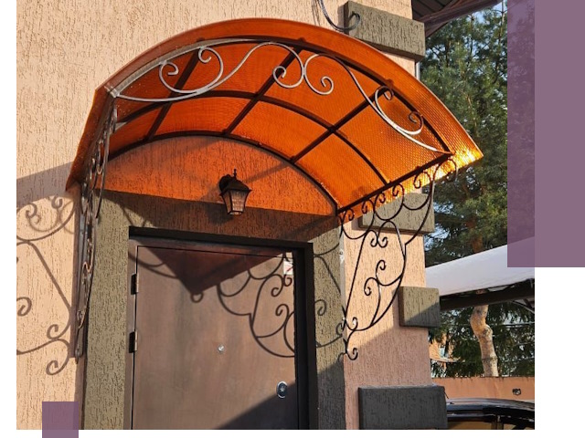 Демонтаж козырьков в Качканаре быстро и безопасно