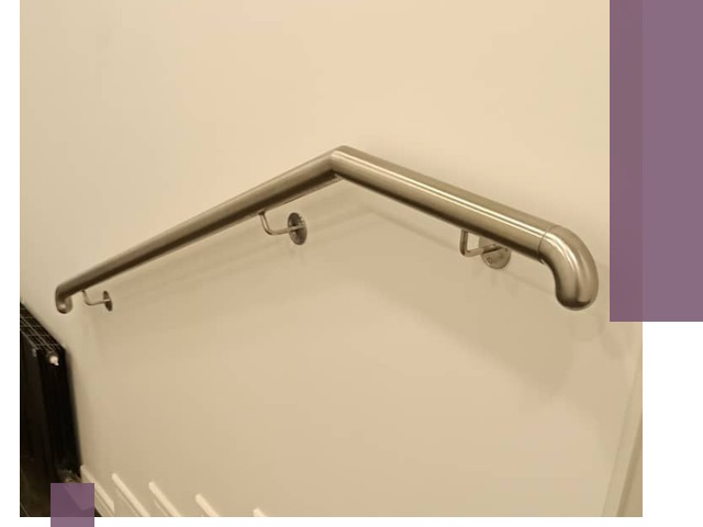 Изготовление пристенных поручней в Качканаре под ключ за сроки